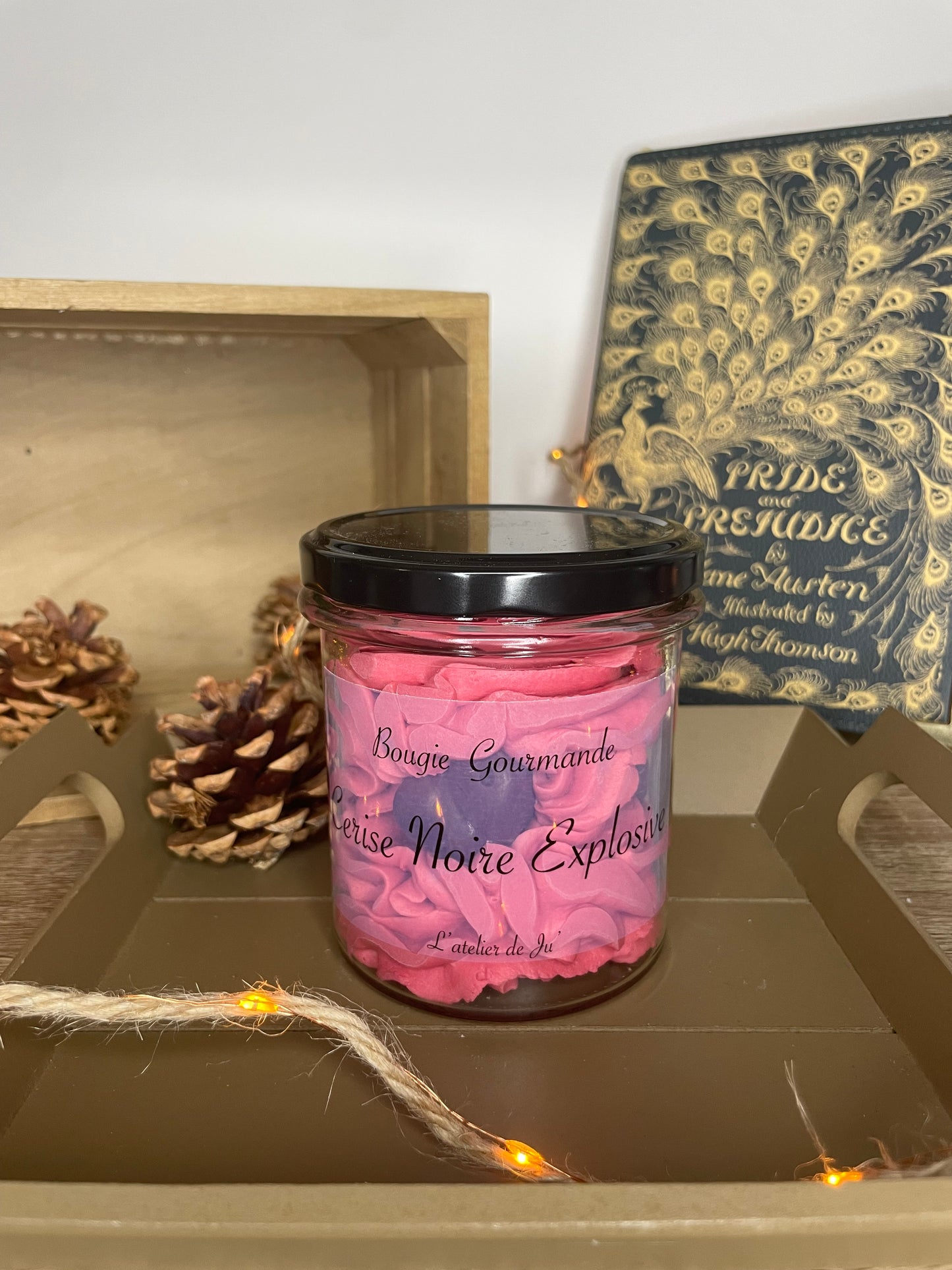 Bougie Cerise noire explosive